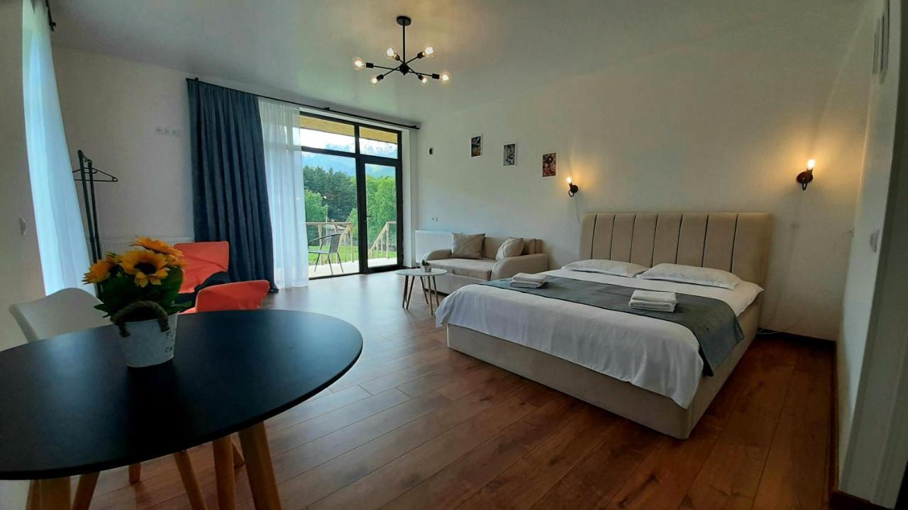 Terkhena Hotell Kazbegi Exteriör bild